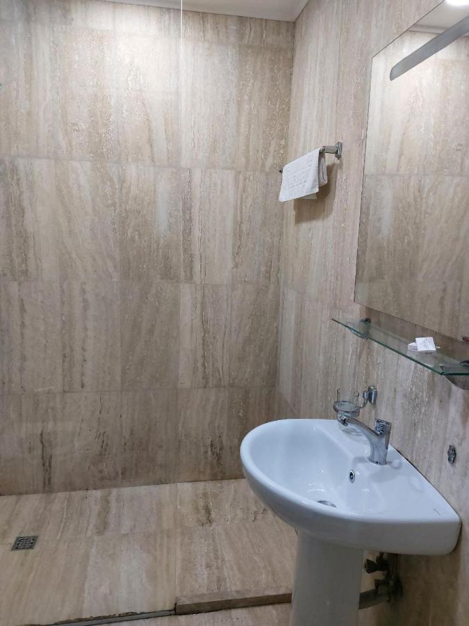 City Centre Apartment บาทูมิ ภายนอก รูปภาพ